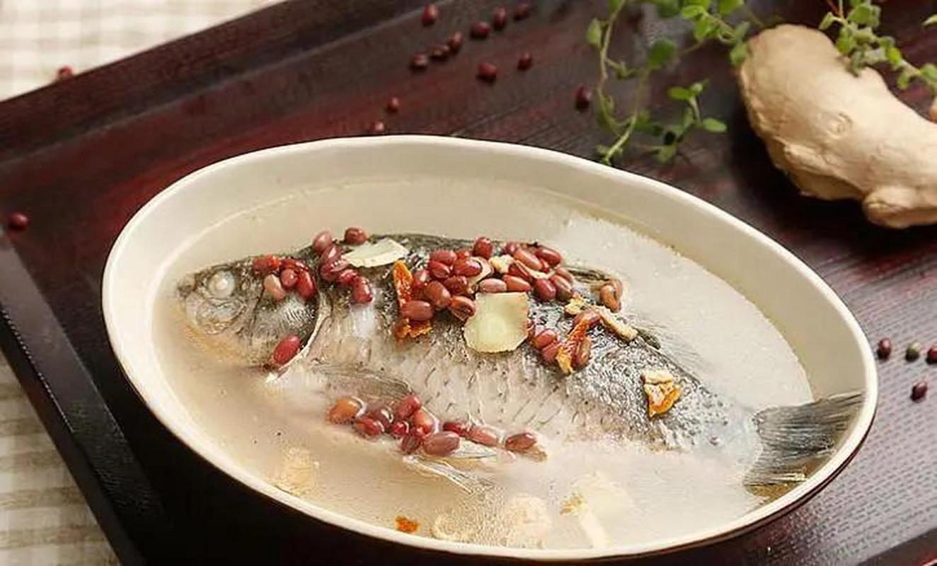 赤小豆鲤鱼汤.jpg
