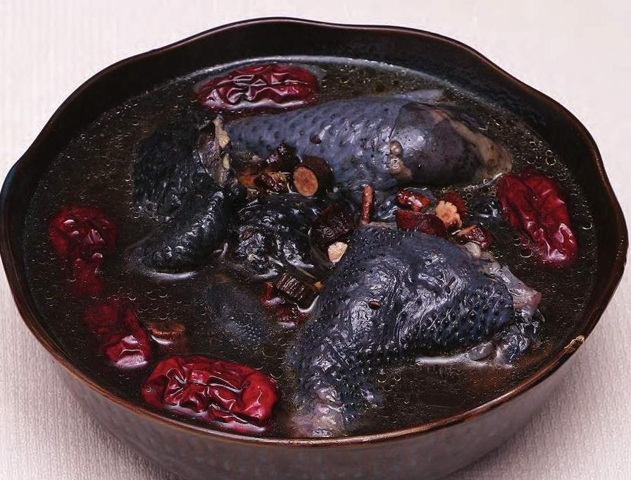 丹参桃红乌鸡汤.jpg