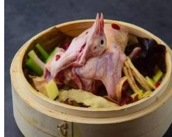 荷叶蒸乳鸽.png