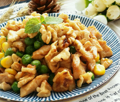 鸡丁炒核桃.png