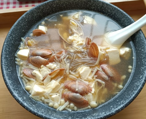 金针蚌肉汤.png