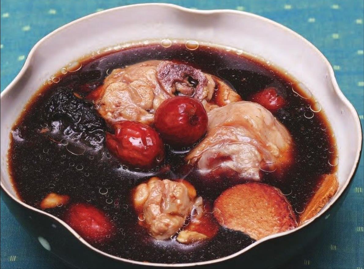 六味地黄鸡汤.jpg