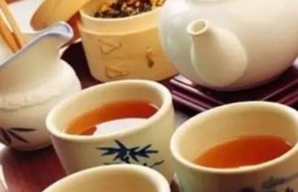 茅根车前饮.jpg