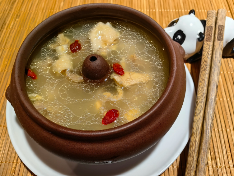 三七老鸡炖肉汤.png