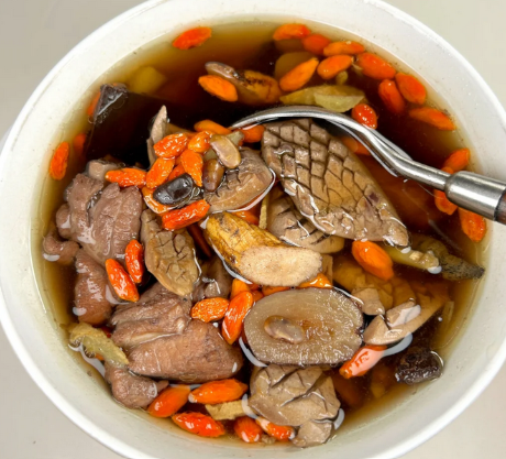 山药杜仲腰片汤.png