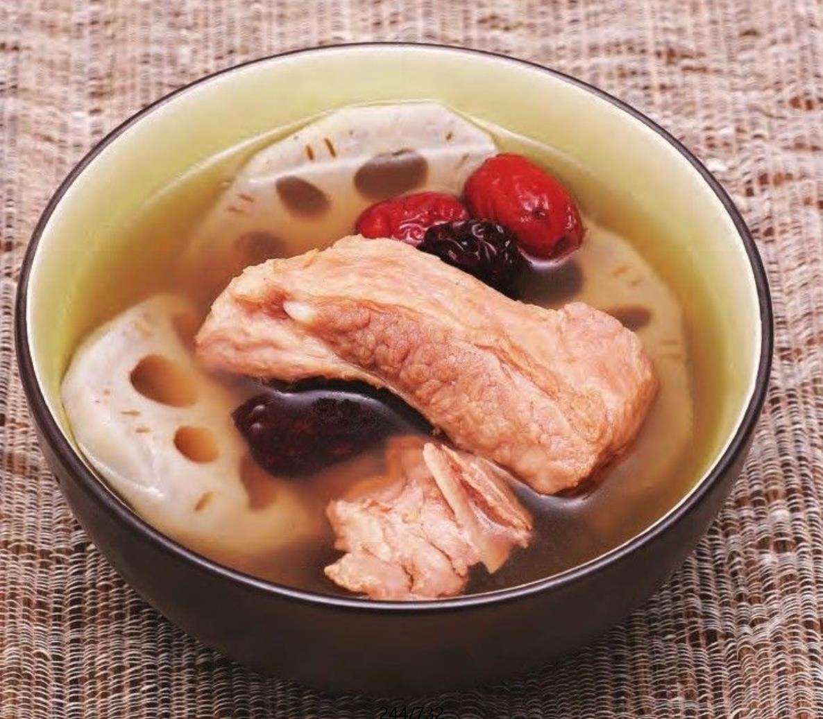 双枣莲藕炖排骨.jpg