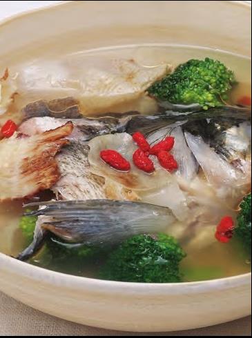 天麻枸杞子鱼头汤.jpg