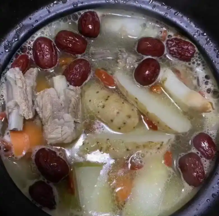 天麻苓菇补脑汤.png