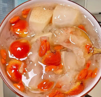 银耳山楂羹.png