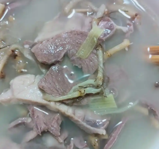 鱼腥草煮猪肺.png