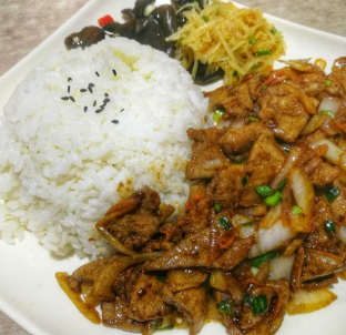 猪肝烩饭.png