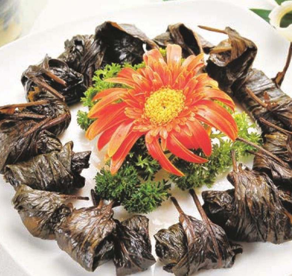 紫苏叶卷蒜瓣.png